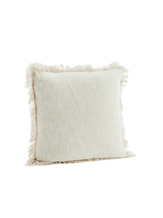 Gitano cushion with fringes