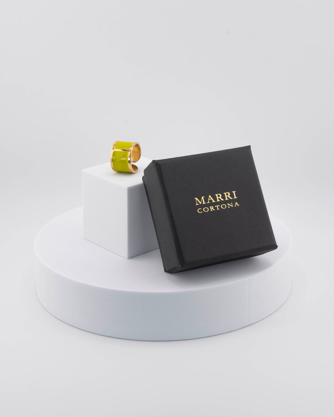 Handcrafted in Tuscany, the MarriCortona Smalto Rings combine 18k gold and hand-painted enamel — vibrant, refined, and authentically Made in Italy.