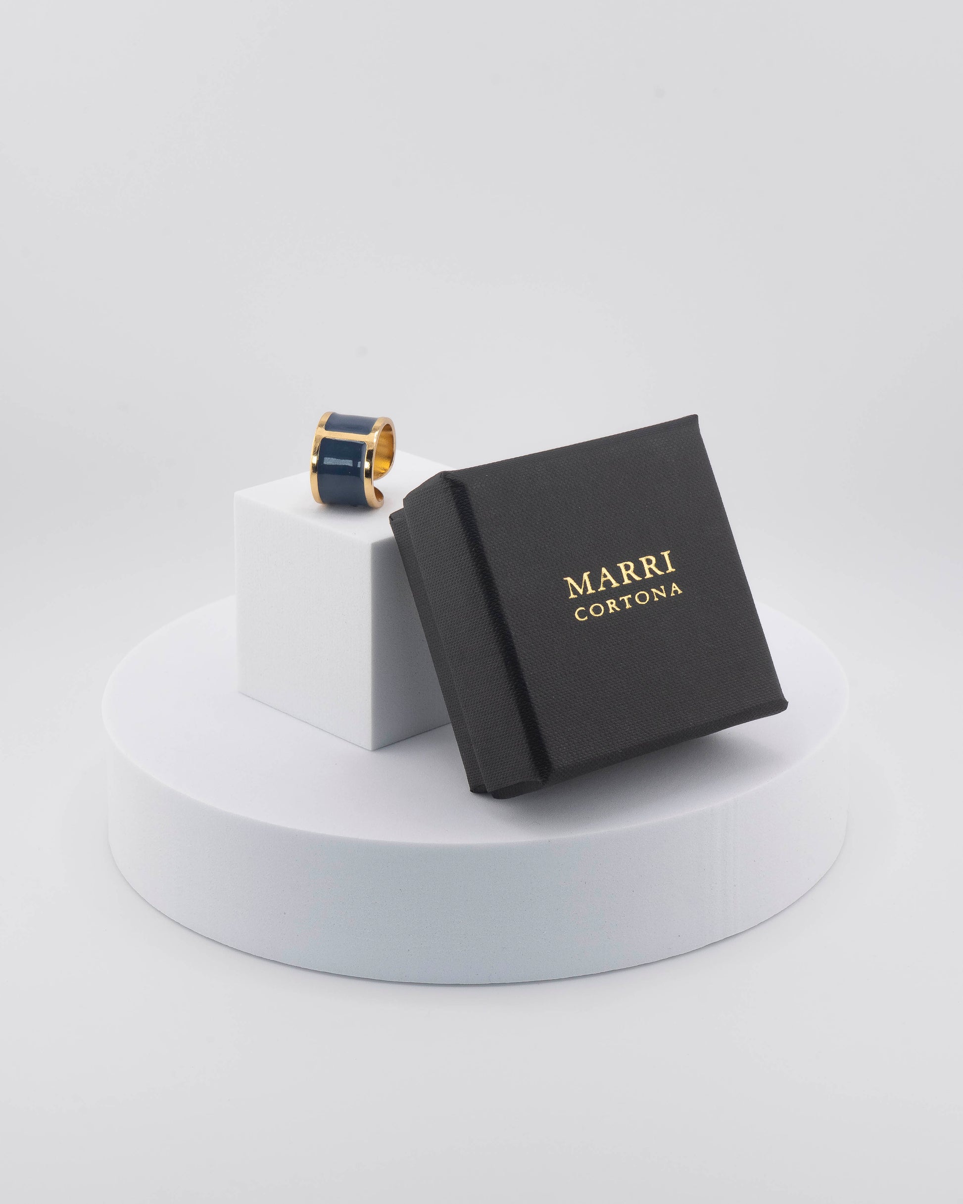 Handcrafted in Tuscany, the MarriCortona Smalto Rings combine 18k gold and hand-painted enamel — vibrant, refined, and authentically Made in Italy.