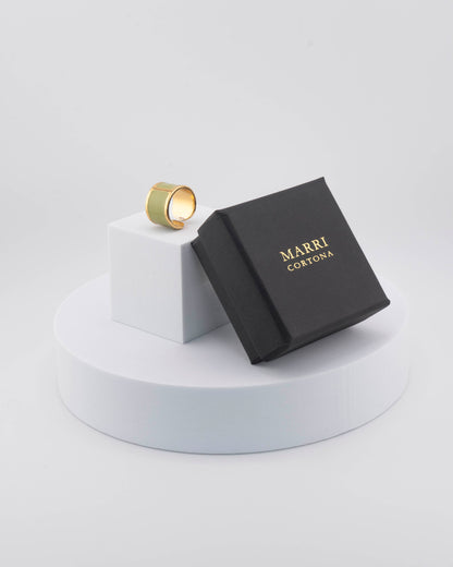 Handcrafted in Tuscany, the MarriCortona Smalto Rings combine 18k gold and hand-painted enamel — vibrant, refined, and authentically Made in Italy.