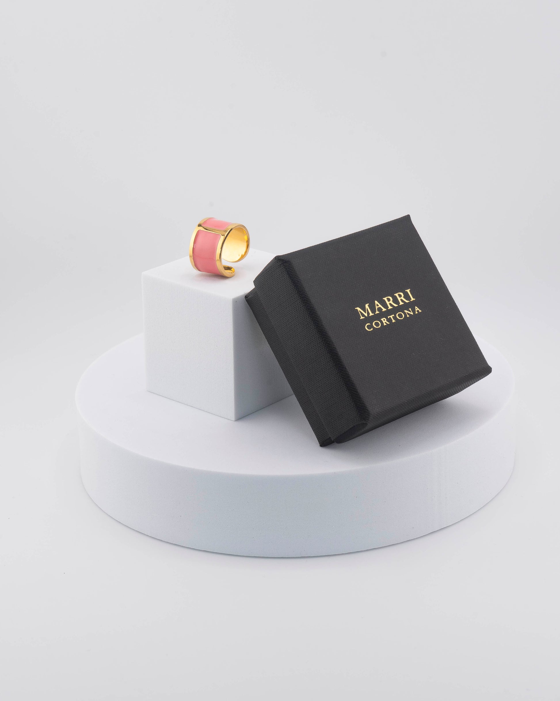 Handcrafted in Tuscany, the MarriCortona Smalto Rings combine 18k gold and hand-painted enamel — vibrant, refined, and authentically Made in Italy.