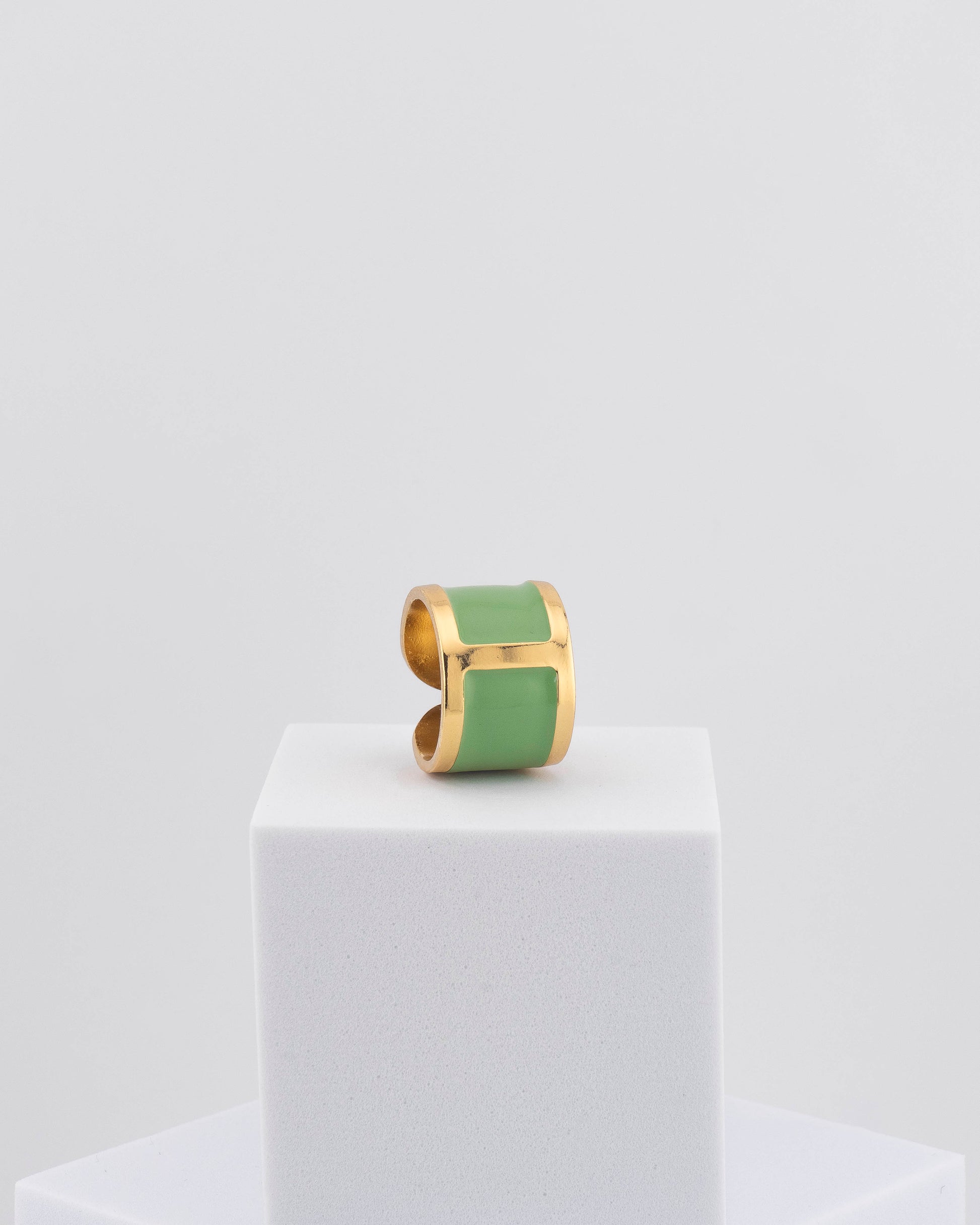 Handcrafted in Tuscany, the MarriCortona Smalto Rings combine 18k gold and hand-painted enamel — vibrant, refined, and authentically Made in Italy.