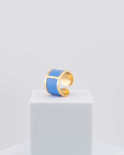 Handcrafted in Tuscany, the MarriCortona Smalto Rings combine 18k gold and hand-painted enamel — vibrant, refined, and authentically Made in Italy.