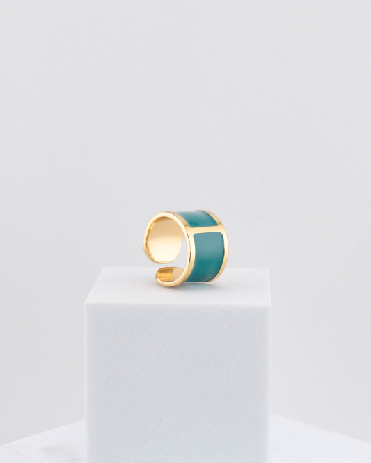 Handcrafted in Tuscany, the MarriCortona Smalto Rings combine 18k gold and hand-painted enamel — vibrant, refined, and authentically Made in Italy.