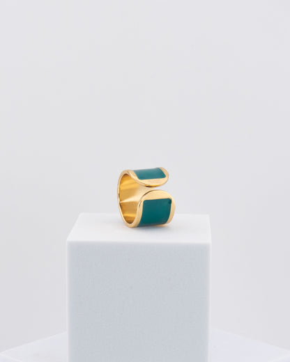 Handcrafted in Tuscany, the MarriCortona Smalto Rings combine 18k gold and hand-painted enamel — vibrant, refined, and authentically Made in Italy.