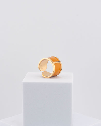 Handcrafted in Tuscany, the MarriCortona Smalto Rings combine 18k gold and hand-painted enamel — vibrant, refined, and authentically Made in Italy.