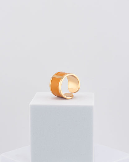 Handcrafted in Tuscany, the MarriCortona Smalto Rings combine 18k gold and hand-painted enamel — vibrant, refined, and authentically Made in Italy.