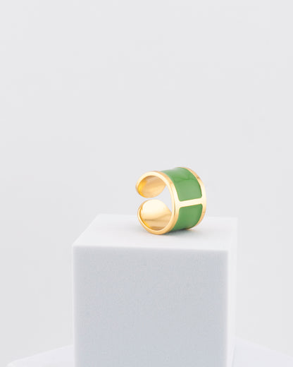 Handcrafted in Tuscany, the MarriCortona Smalto Rings combine 18k gold and hand-painted enamel — vibrant, refined, and authentically Made in Italy.