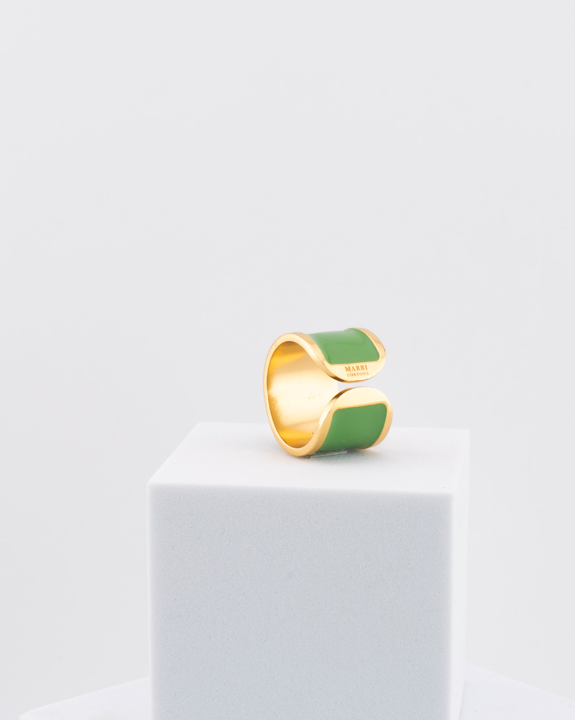 Handcrafted in Tuscany, the MarriCortona Smalto Rings combine 18k gold and hand-painted enamel — vibrant, refined, and authentically Made in Italy.