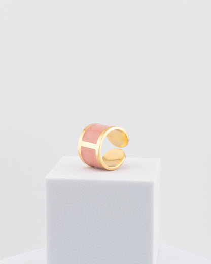 Handcrafted in Tuscany, the MarriCortona Smalto Rings combine 18k gold and hand-painted enamel — vibrant, refined, and authentically Made in Italy.