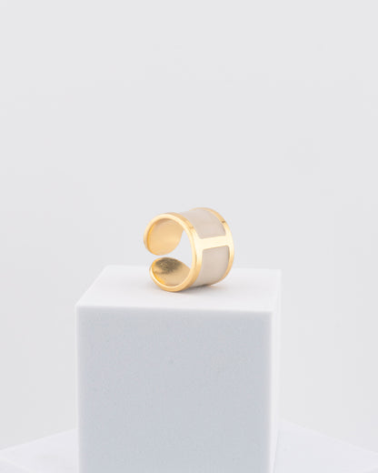 Handcrafted in Tuscany, the MarriCortona Smalto Rings combine 18k gold and hand-painted enamel — vibrant, refined, and authentically Made in Italy.