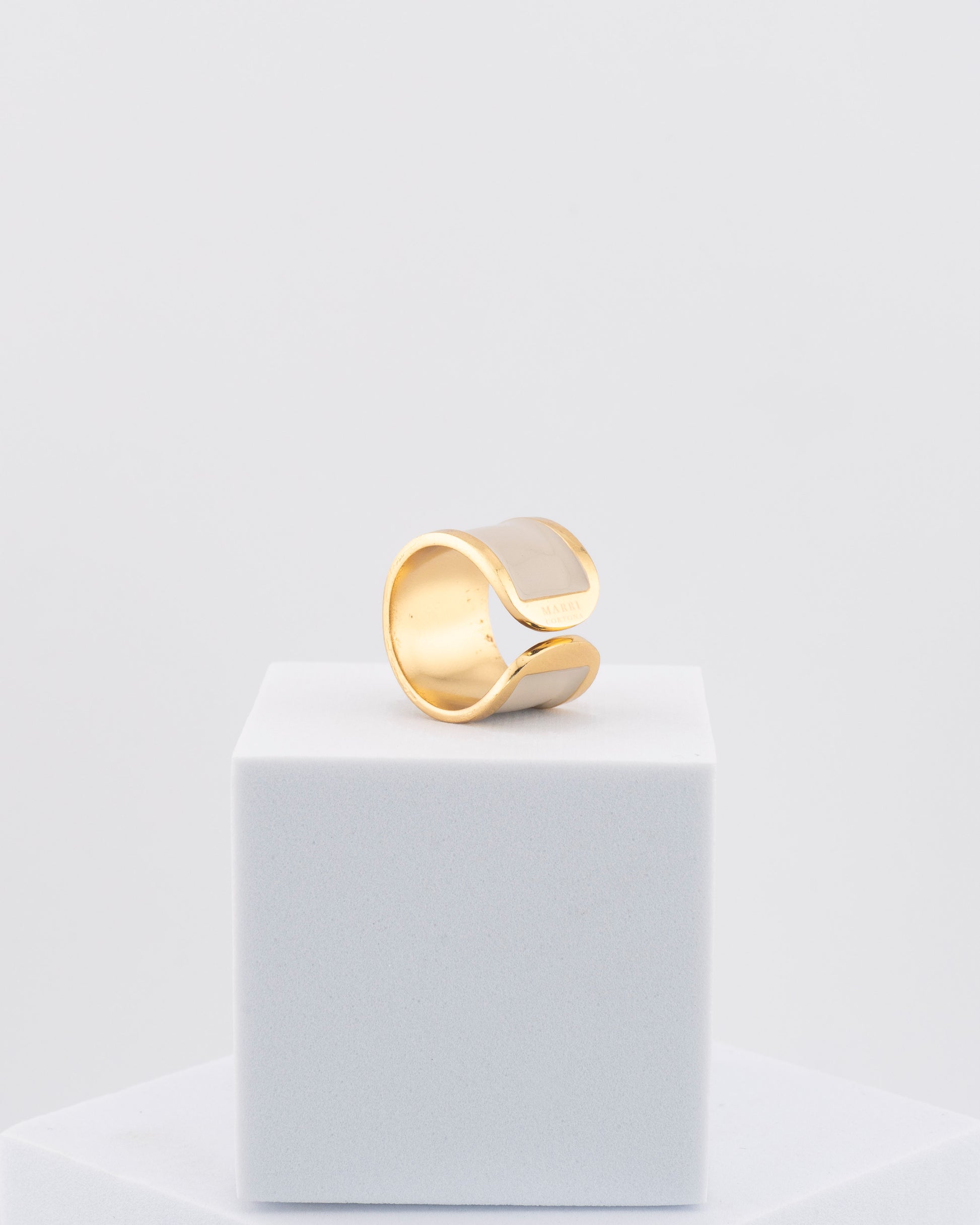 Handcrafted in Tuscany, the MarriCortona Smalto Rings combine 18k gold and hand-painted enamel — vibrant, refined, and authentically Made in Italy.