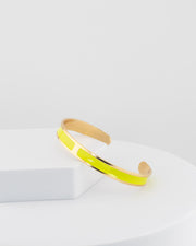 Handcrafted in Tuscany, the MarriCortona Smalto Bracelets in 18k gold and hand-painted enamel embody Italian artistry, color, and timeless elegance.
