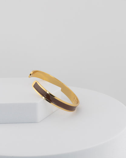 Handcrafted in Tuscany, the MarriCortona Smalto Bracelets in 18k gold and hand-painted enamel embody Italian artistry, color, and timeless elegance.