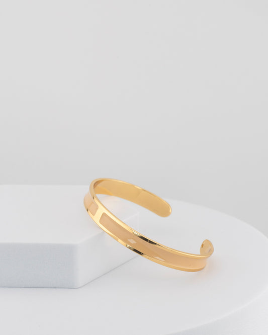 Handcrafted in Tuscany, the MarriCortona Smalto Bracelets in 18k gold and hand-painted enamel embody Italian artistry, color, and timeless elegance.