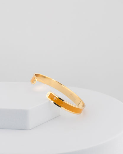 Handcrafted in Tuscany, the MarriCortona Smalto Bracelets in 18k gold and hand-painted enamel embody Italian artistry, color, and timeless elegance.