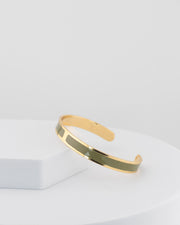 Handcrafted in Tuscany, the MarriCortona Smalto Bracelets in 18k gold and hand-painted enamel embody Italian artistry, color, and timeless elegance.