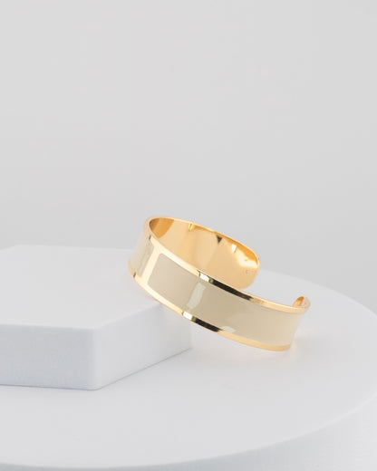 Handcrafted in Tuscany, the MarriCortona Smalto Bracelets in 18k gold and hand-painted enamel shine with color, elegance, and authentic Italian artistry.
