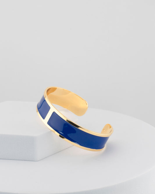 Handcrafted in Tuscany, the MarriCortona Smalto Bracelets in 18k gold and hand-painted enamel shine with color, elegance, and authentic Italian artistry.