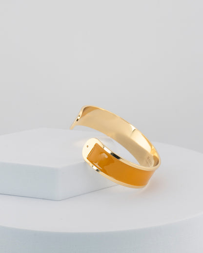 Handcrafted in Tuscany, the MarriCortona Smalto Bracelets in 18k gold and hand-painted enamel shine with color, elegance, and authentic Italian artistry.