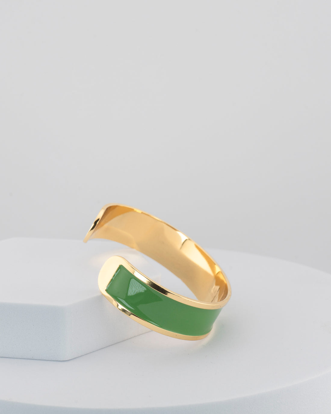Handcrafted in Tuscany, the MarriCortona Smalto Bracelets in 18k gold and hand-painted enamel shine with color, elegance, and authentic Italian artistry.