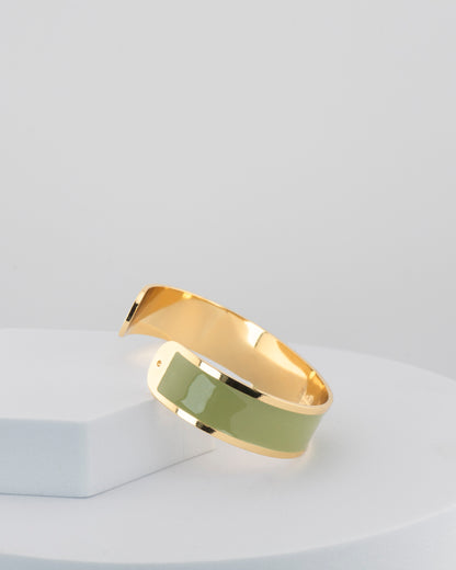 Handcrafted in Tuscany, the MarriCortona Smalto Bracelets in 18k gold and hand-painted enamel shine with color, elegance, and authentic Italian artistry.
