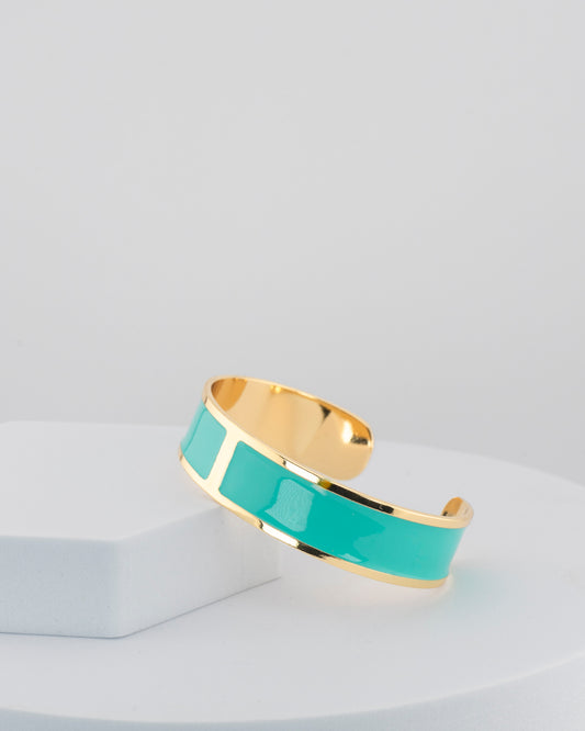 Handcrafted in Tuscany, the MarriCortona Smalto Bracelets in 18k gold and hand-painted enamel shine with color, elegance, and authentic Italian artistry.