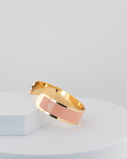 Handcrafted in Tuscany, the MarriCortona Smalto Bracelets in 18k gold and hand-painted enamel shine with color, elegance, and authentic Italian artistry.