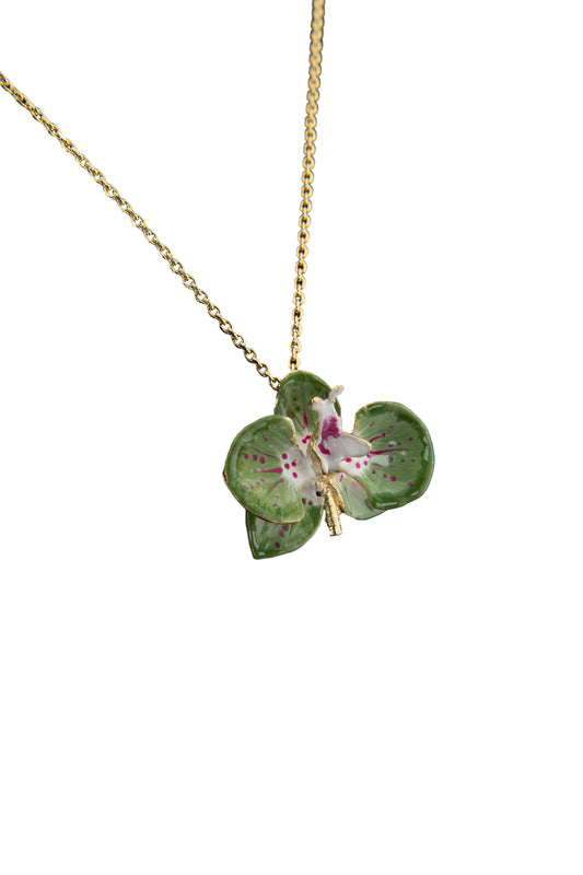 Handcrafted in Tuscany, the Marri Cortona Orchidea Necklace in 18k gold bronze captures the orchid’s grace — elegant, hand-enameled, and timelessly Italian.