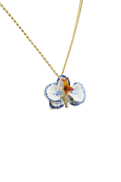 Handcrafted in Tuscany, the Marri Cortona Orchidea Necklace in 18k gold bronze captures the orchid’s grace — elegant, hand-enameled, and timelessly Italian.