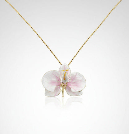 Handcrafted in Tuscany, the Marri Cortona Orchidea Necklace in 18k gold bronze captures the orchid’s grace — elegant, hand-enameled, and timelessly Italian.