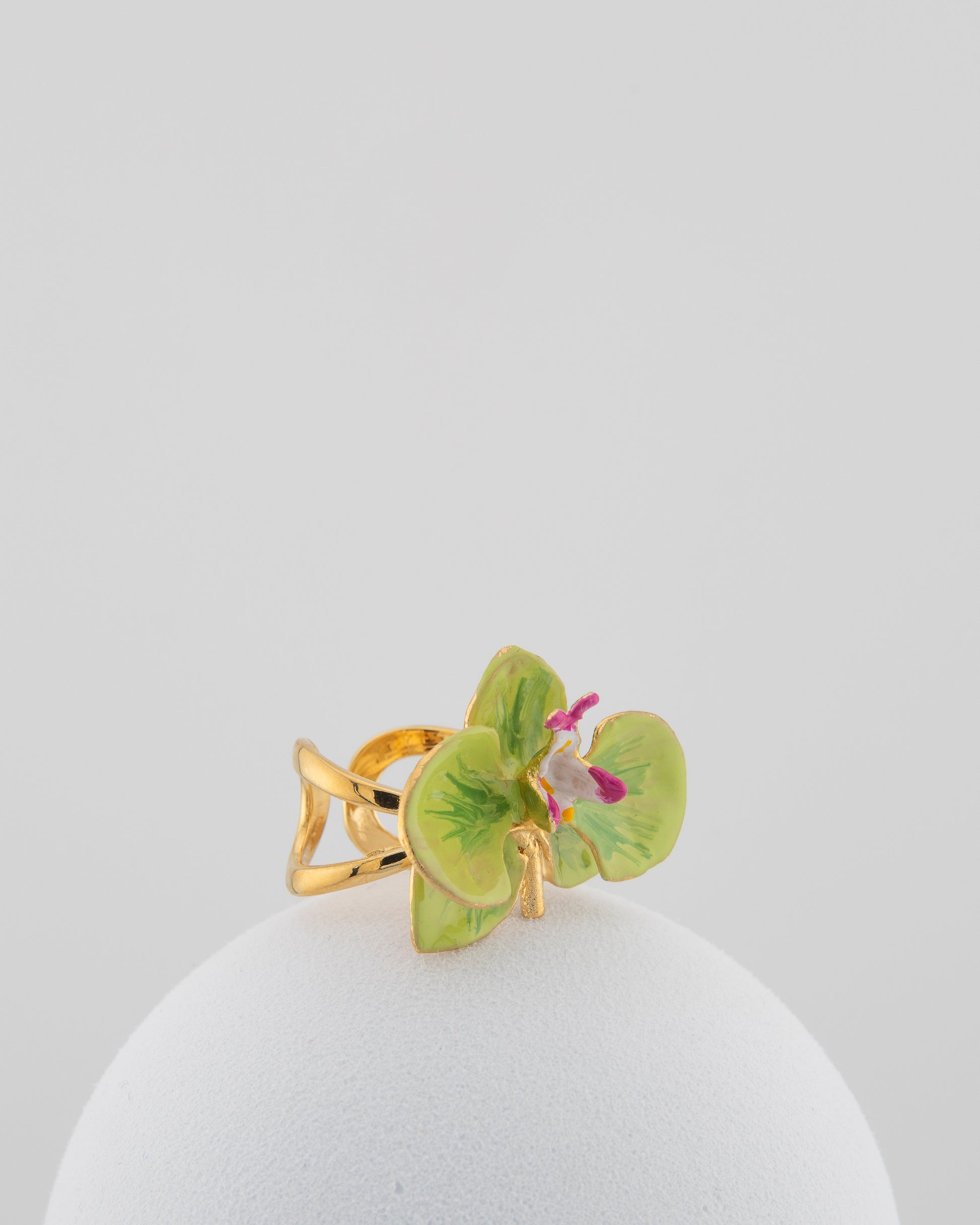 Handcrafted in Tuscany, the Marri Cortona Orchidea Ring in 18k gold bronze captures the orchid’s grace — unique, hand-enameled, and timelessly elegant.
