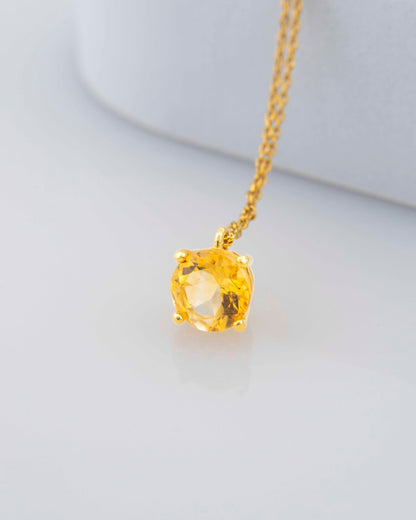 La Pietra dell’Anima di  Novembre   Choker  Zaffiro Giallo  1,97  ct Diametro 8 mm