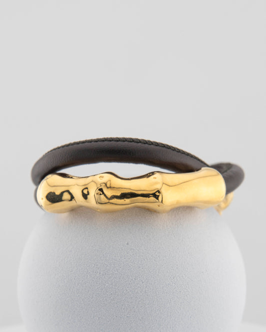 Handcrafted in Tuscany, the Bamboo Bracelet by Marri Cortona blends strength, grace, and Italian artistry — a symbol of resilience and timeless elegance.