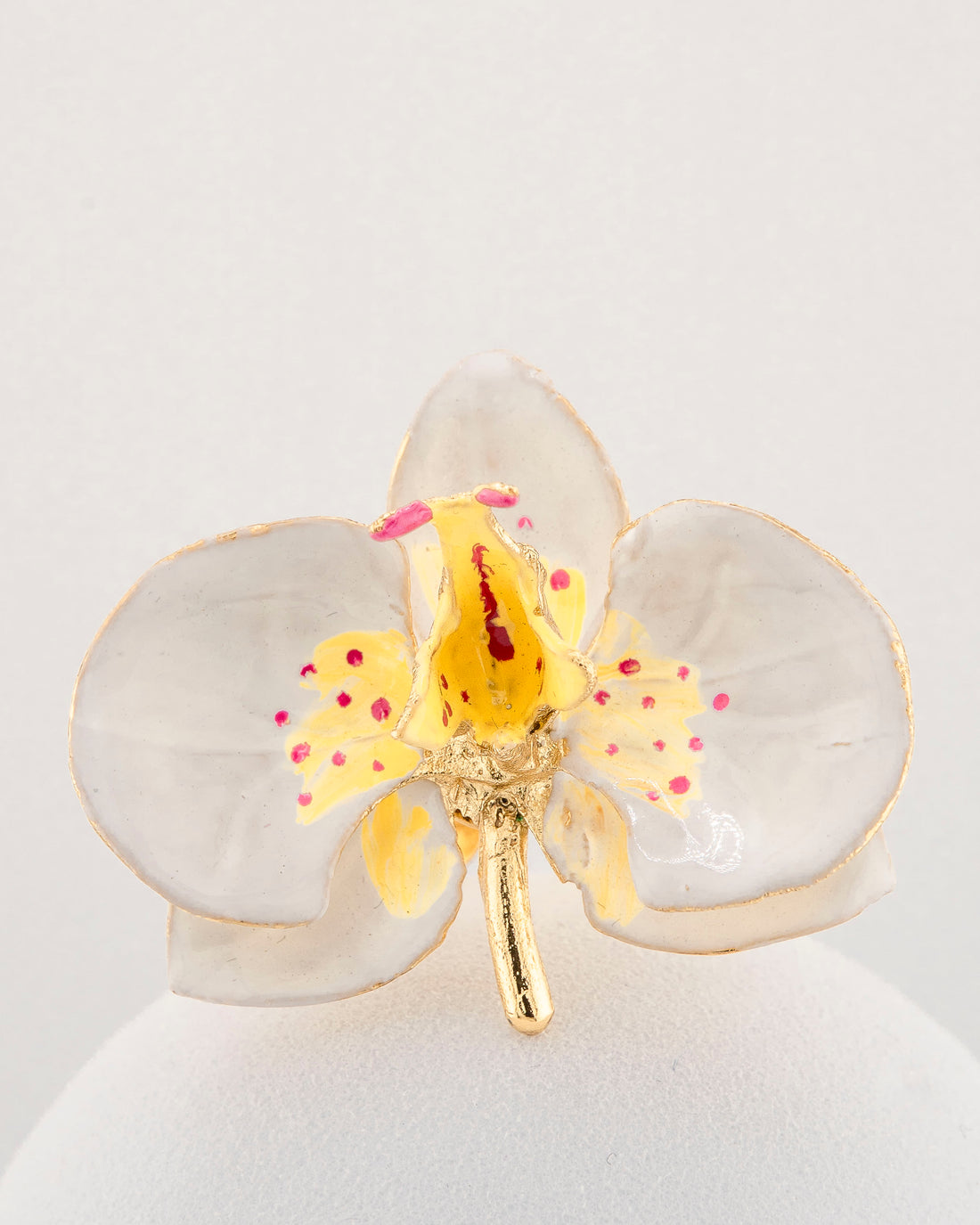 Handcrafted in Tuscany, the Marri Cortona Orchidea Ring in 18k gold bronze captures the orchid’s grace — unique, hand-enameled, and timelessly elegant.