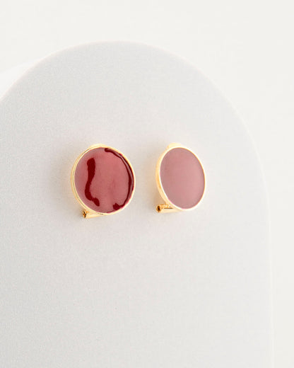 Handcrafted in Tuscany, the MarriCortona Smalto Earrings in 18k gold bronze with hand-painted enamel reflect Italian artistry, color, and timeless elegance.