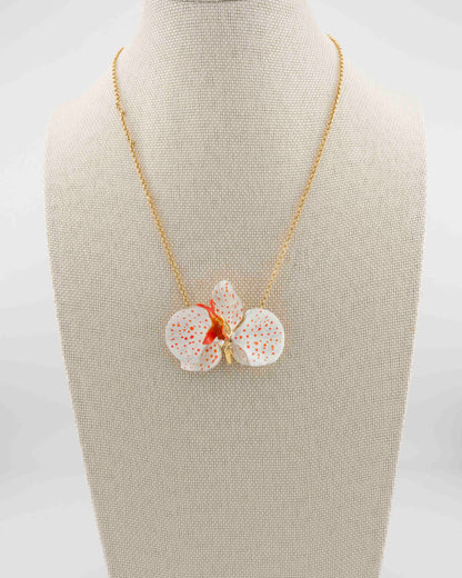 Handcrafted in Tuscany, the Marri Cortona Orchidea Necklace in 18k gold bronze captures the orchid’s grace — elegant, hand-enameled, and timelessly Italian.