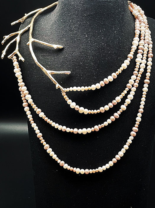 Ramo necklace with white and pink cultured pearls, 4 strands