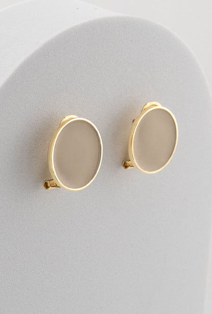 Handcrafted in Tuscany, the MarriCortona Smalto Earrings in 18k gold bronze with hand-painted enamel reflect Italian artistry, color, and timeless elegance.