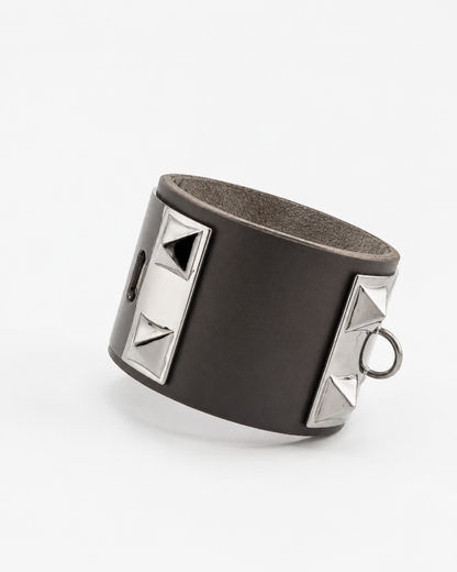 The Rock' Chocolate-Colored Leather Bracelet with Pyramids