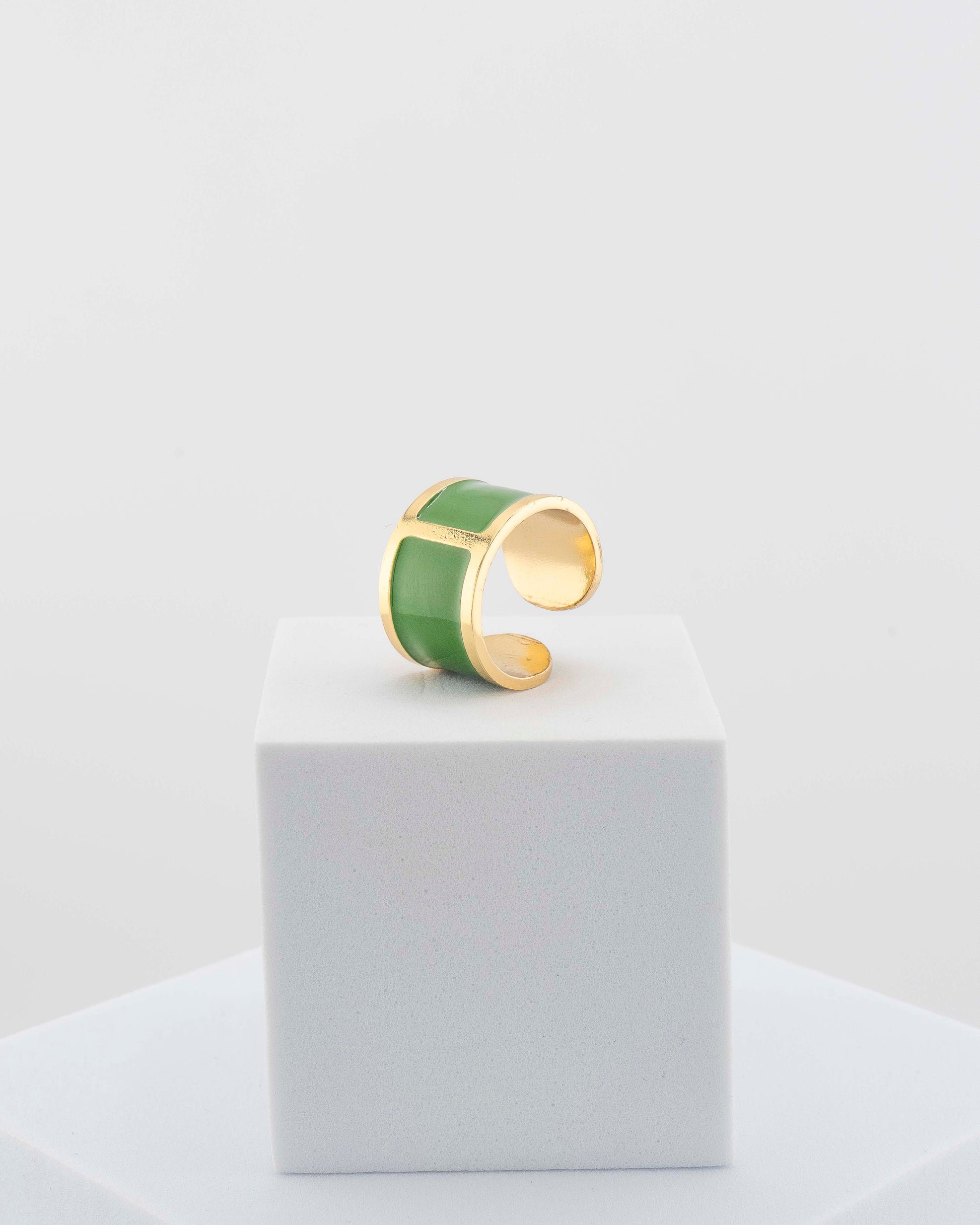 Handcrafted in Tuscany, the MarriCortona Smalto Rings combine 18k gold and hand-painted enamel — vibrant, refined, and authentically Made in Italy.