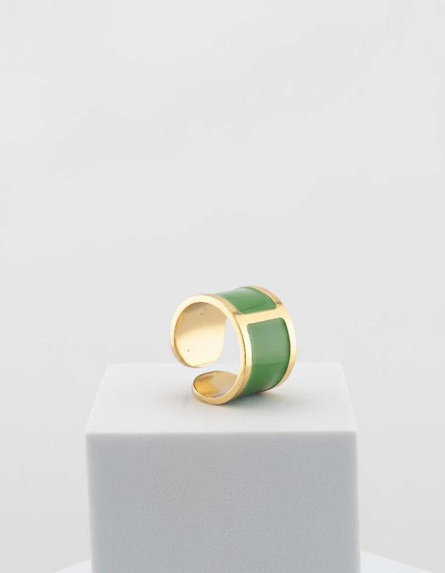 Handcrafted in Tuscany, the MarriCortona Smalto Rings combine 18k gold and hand-painted enamel — vibrant, refined, and authentically Made in Italy.