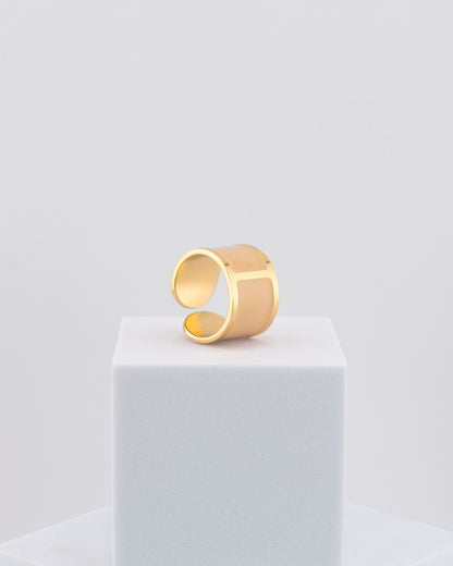 Handcrafted in Tuscany, the MarriCortona Smalto Rings combine 18k gold and hand-painted enamel — vibrant, refined, and authentically Made in Italy.