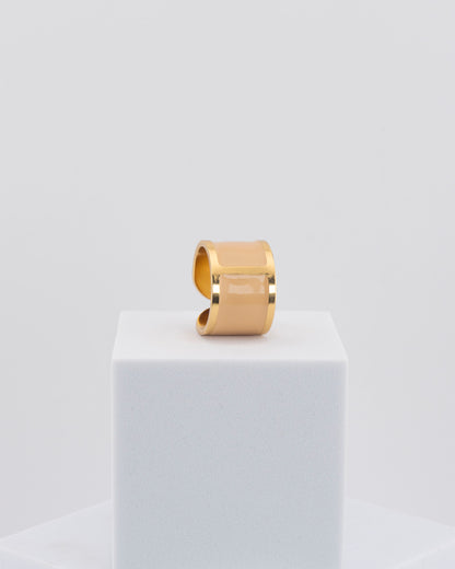 Handcrafted in Tuscany, the MarriCortona Smalto Rings combine 18k gold and hand-painted enamel — vibrant, refined, and authentically Made in Italy.