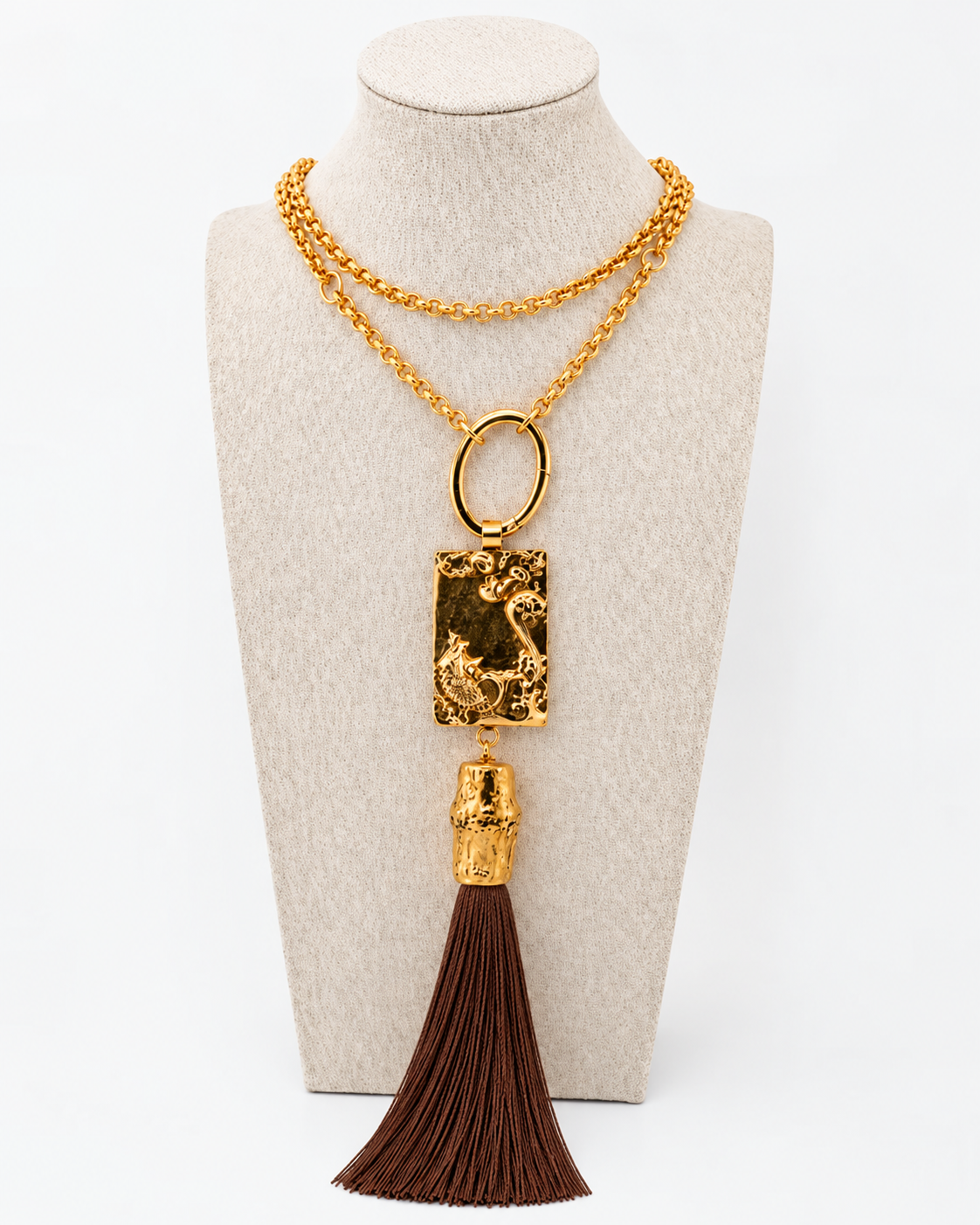 Collar de carpa Koi con elemento de bambú y borlas de seda de varios colores
