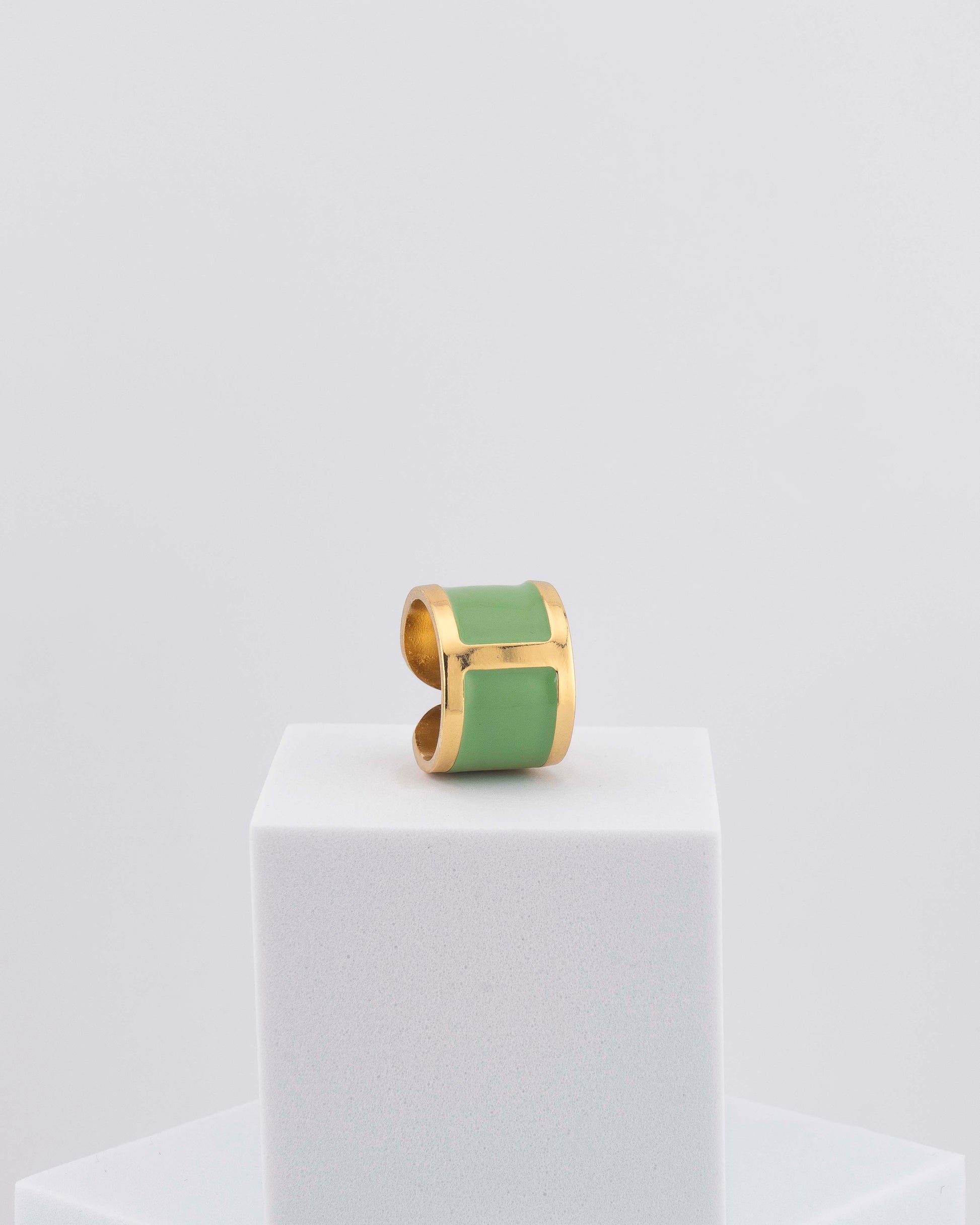 Handcrafted in Tuscany, the MarriCortona Smalto Rings combine 18k gold and hand-painted enamel — vibrant, refined, and authentically Made in Italy.