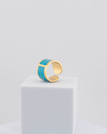 Handcrafted in Tuscany, the MarriCortona Smalto Rings combine 18k gold and hand-painted enamel — vibrant, refined, and authentically Made in Italy.