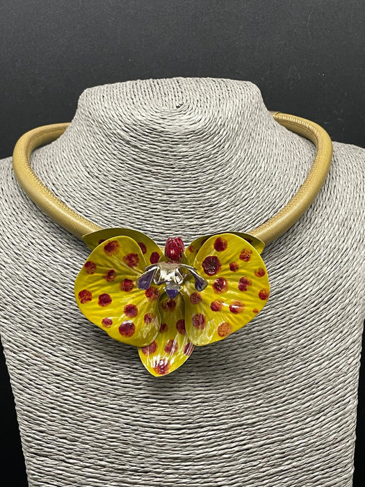 Orchid necklace