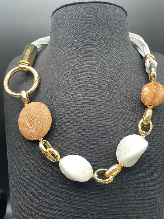 Amarcord necklace with choker in white nappa leather with white ceramic and crocodile leather