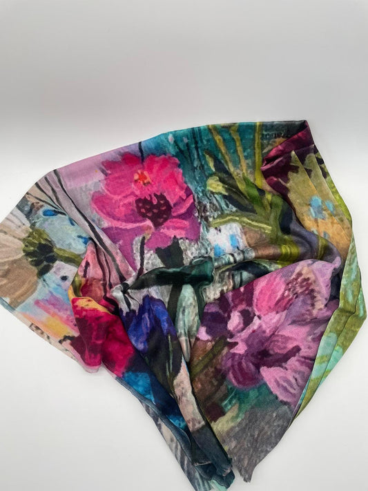 Pashmina in 100% cachemire. Dimensioni cm 95x200